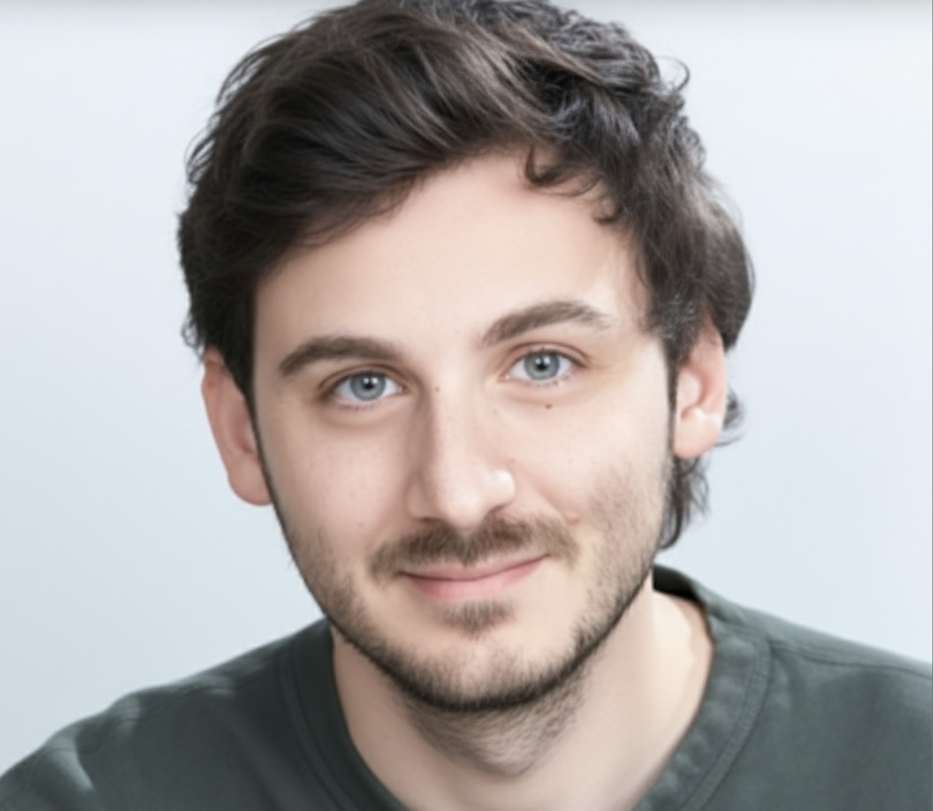 Aiden Headshot